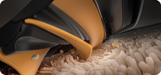 nagyítás a szőnyeget porszívózó takarítórobot keféjére